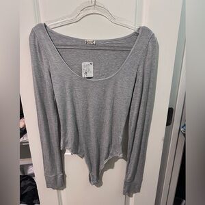 Free People Women's Scoop Neck Long Sleeve Bodysuit - Gray Medium
